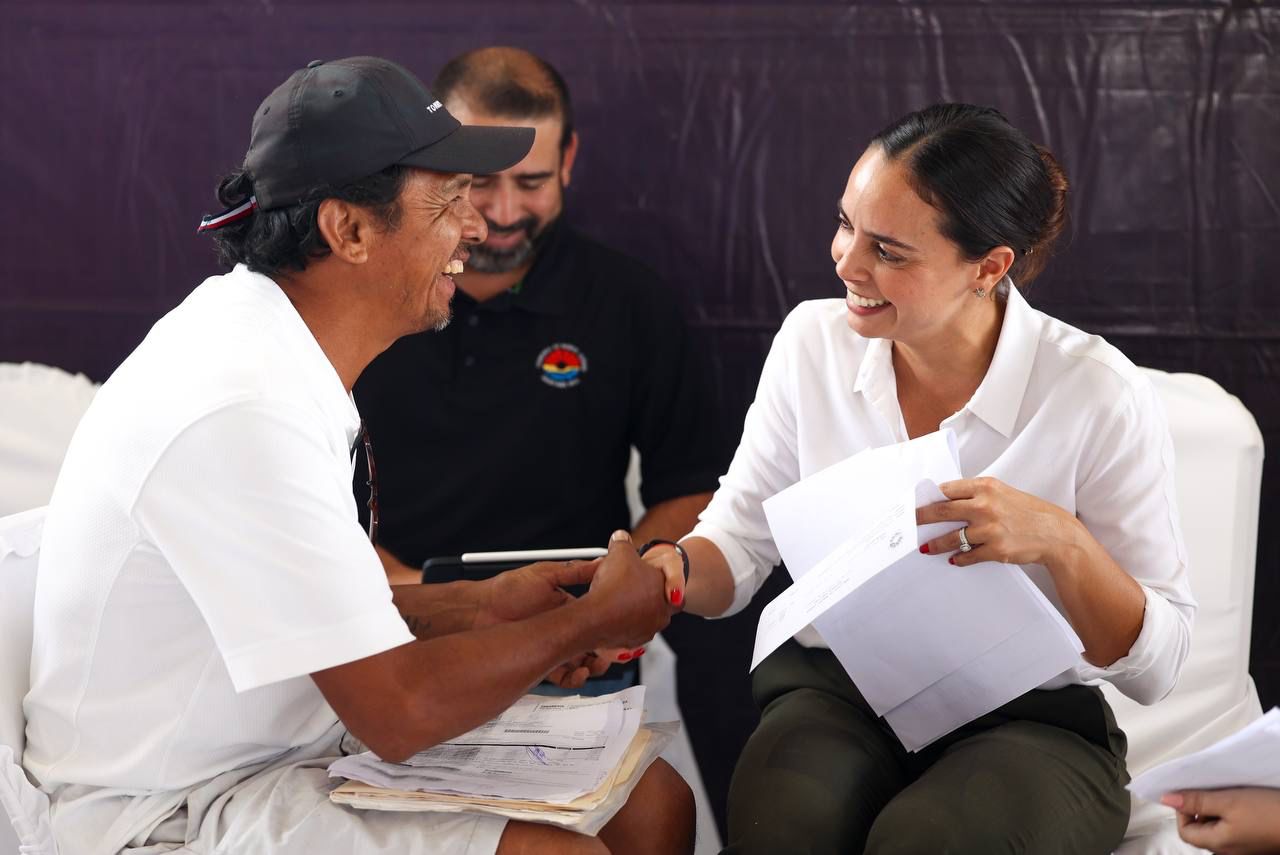 uploads/6/32/01 (1782).Jpeg